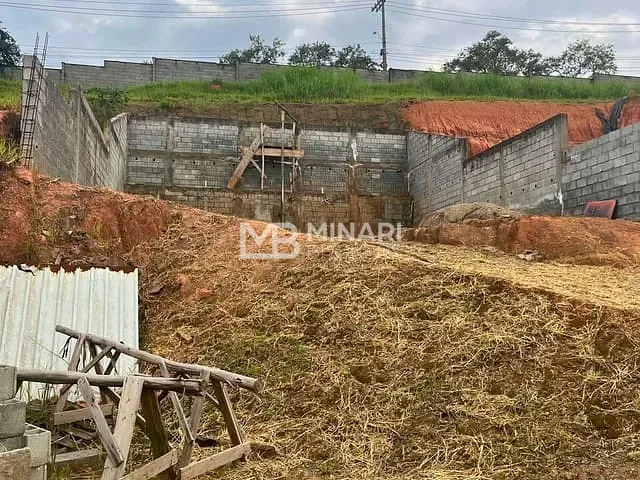 Terreno com 360m², à venda, no bairro Colinas de Parnaíba I em Santana de Parnaíba