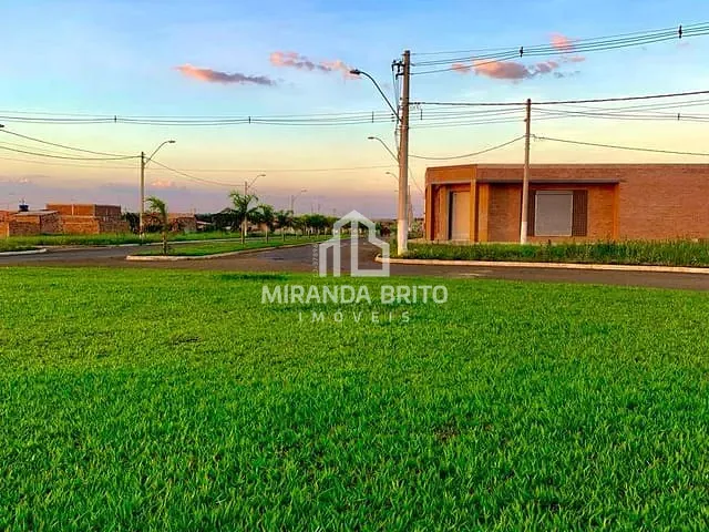 Terreno com 276m², à venda, no bairro jardim do lago em Abadia de Goiás