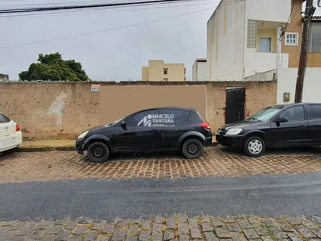 Terreno com 360m², para alugar, no bairro Recreio em Vitória da Conquista