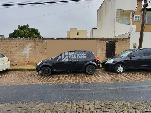 Terreno com 360m², para alugar, no bairro Recreio em Vitória da Conquista
