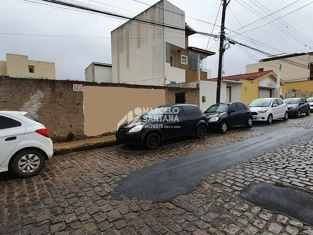 Terreno com 360m², para alugar, no bairro Recreio em Vitória da Conquista