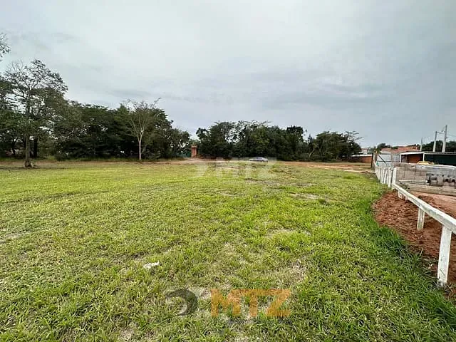 Terreno com 450m², à venda, no bairro Ninho Verde II em Pardinho