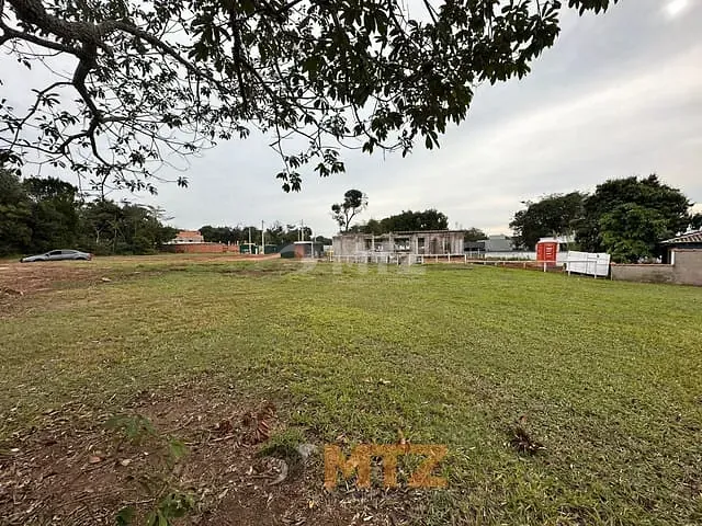 Terreno com 450m², à venda, no bairro Ninho Verde II em Pardinho