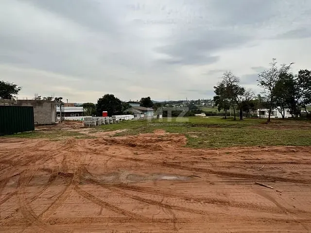 Terreno com 450m², à venda, no bairro Ninho Verde II em Pardinho