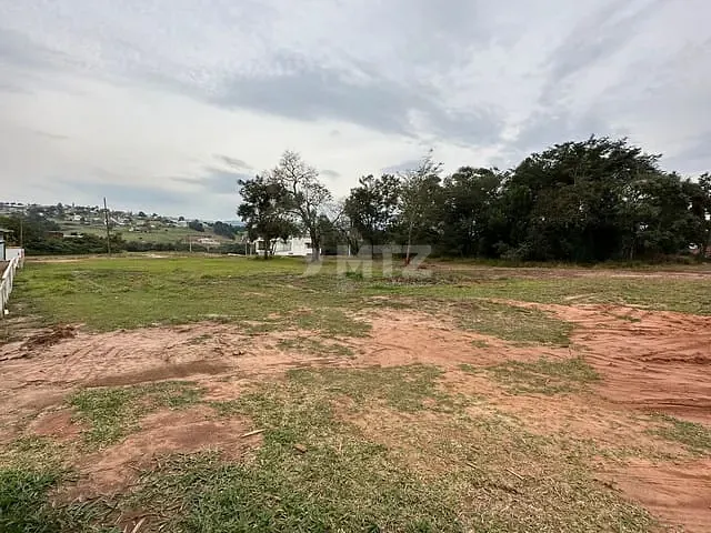 Terreno com 450m², à venda, no bairro Ninho Verde II em Pardinho