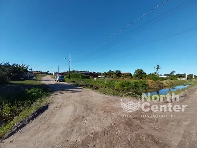 Terreno com 450m², à venda, no bairro salinas em Balneário Barra do Sul