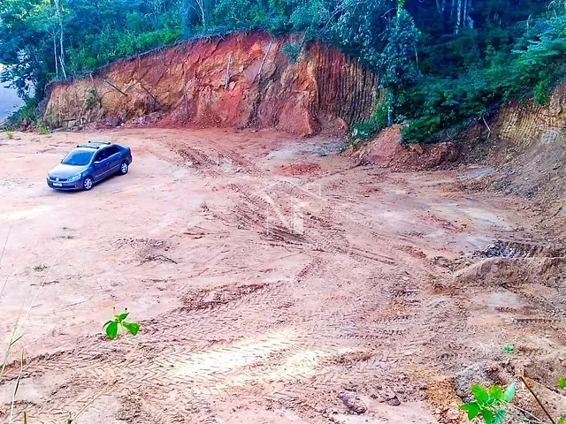 Terreno com 450m², à venda, no bairro Caju em Maricá