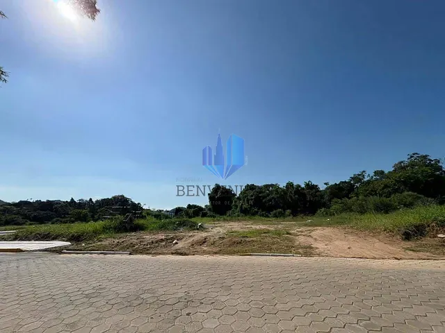 Terreno com 450m², à venda, no bairro Centro em Camboriú