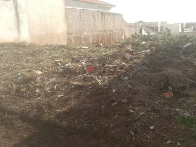 Terreno com 300m², à venda, no bairro Jardim dos Pássaros em Arapongas