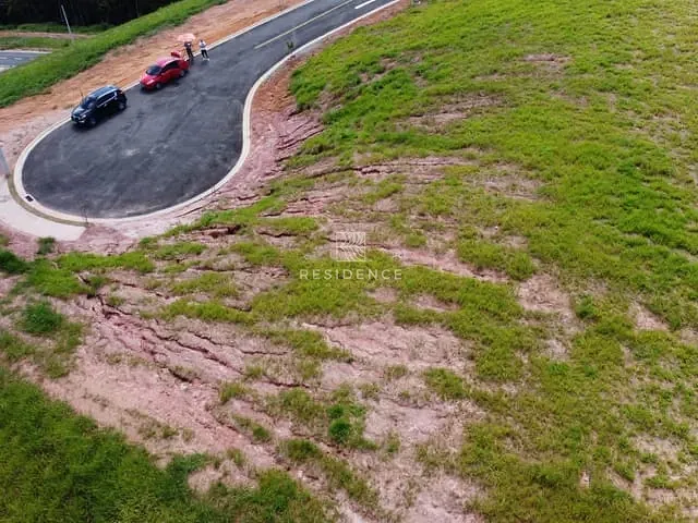 Terreno com 303m², à venda, no bairro reserva do Vale 1  em Pinheiral