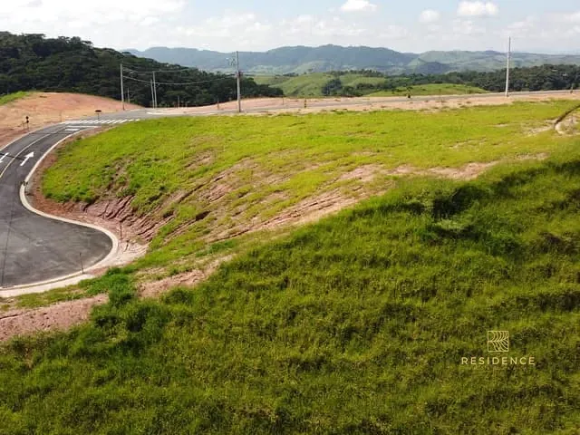 Terreno com 303m², à venda, no bairro reserva do Vale 1  em Pinheiral