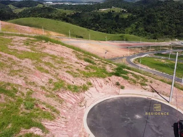 Terreno com 303m², à venda, no bairro reserva do Vale 1  em Pinheiral