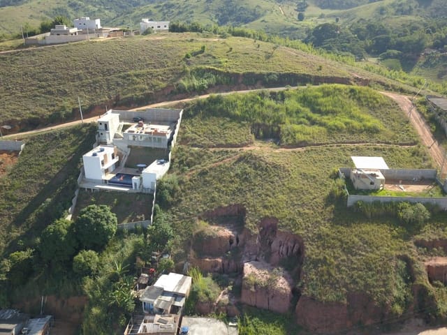 Terreno com 1130m², à venda, no bairro Cidade Nova em Três Rios