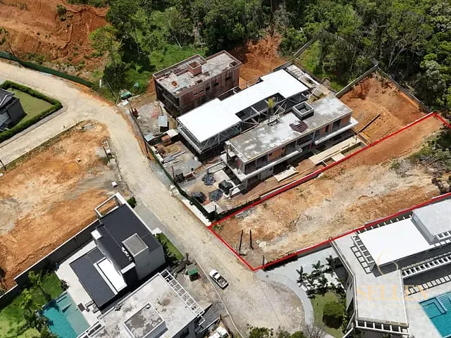 Terreno com 1080m², à venda, no bairro Ariribá em Balneário Camboriú