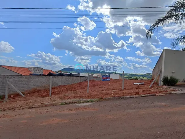 Terreno com 303m², à venda, no bairro PALMONARI em Siqueira Campos