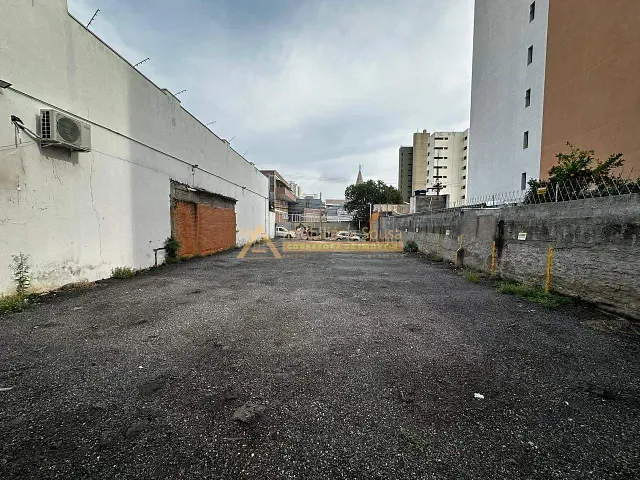Terreno com 426m², à venda, no bairro Vila Arens II em Jundiaí