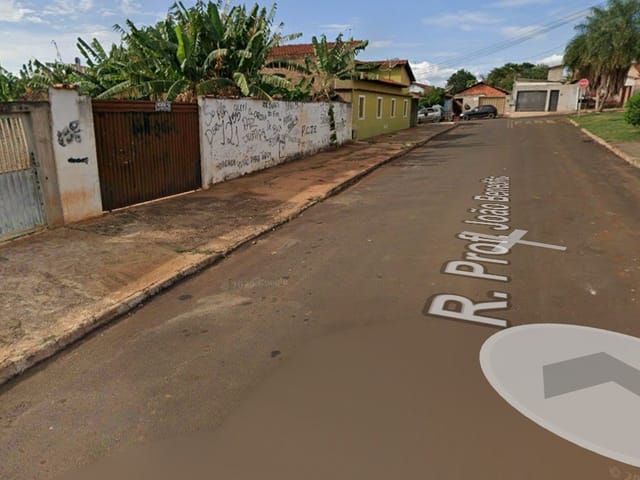 Terreno com 1048m², à venda, no bairro José Estevam em Jataí