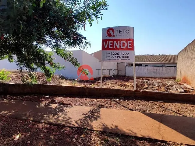 Terreno com 355m², à venda ou para alugar, no bairro Jardim Monte Rei em Maringá