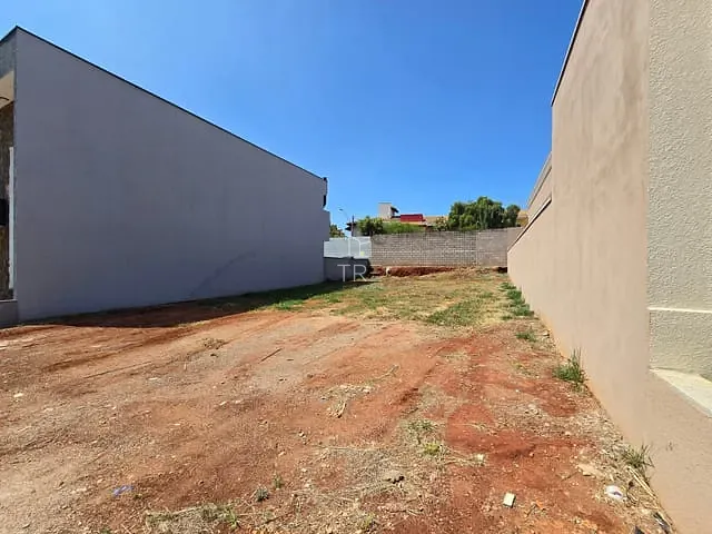 Terreno com 333m², à venda, no bairro Parque Brasil 500 em Paulínia