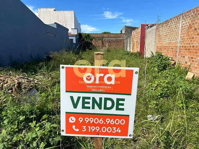 Terreno com 255m², à venda, no bairro Três Vendas em Pelotas