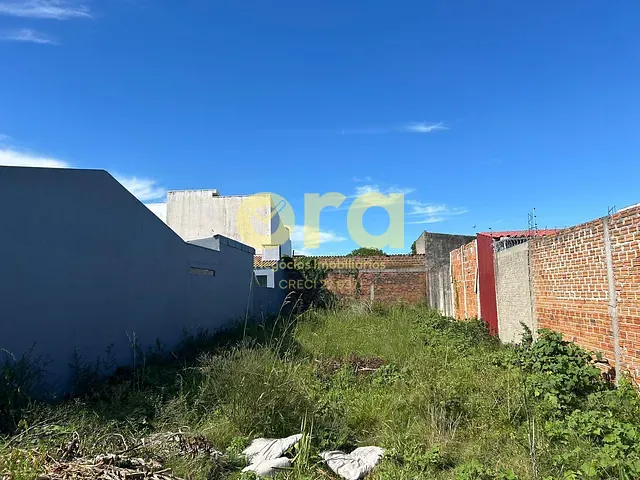 Terreno com 255m², à venda, no bairro Três Vendas em Pelotas