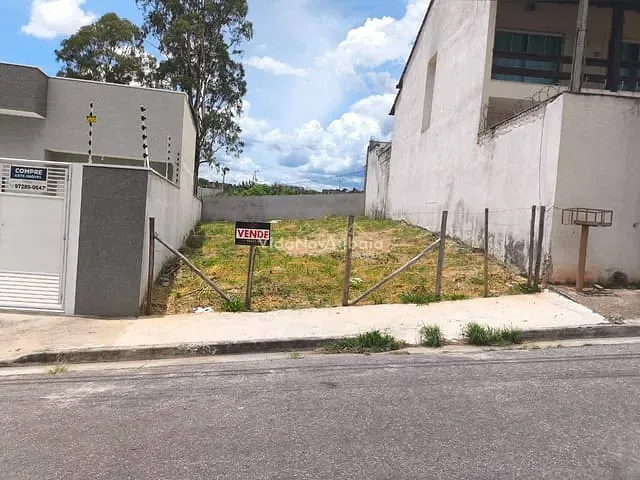 Terreno com 229m², à venda, no bairro Nova Cerejeira em Atibaia