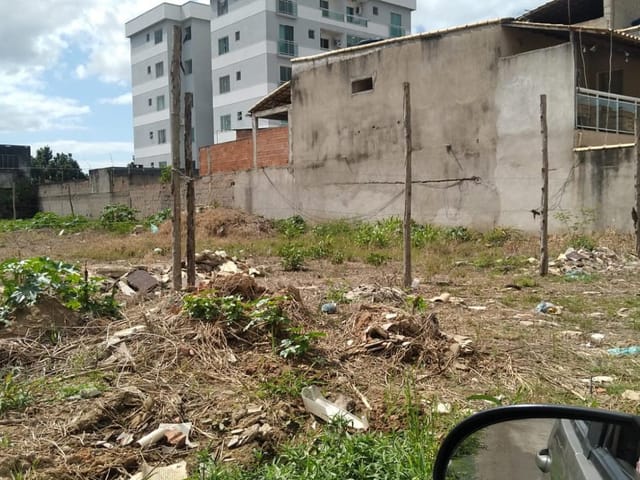 Terreno com 420m², à venda, no bairro Village Rio das Ostras em Rio das Ostras