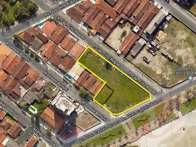 Terreno com 2264m², à venda, no bairro Vilamar em Praia Grande