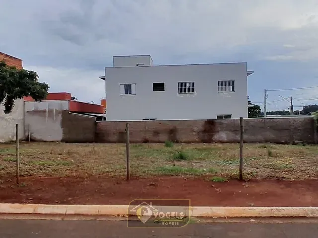Terreno com 381m², à venda, no bairro Residencial dos Imigrantes em Holambra