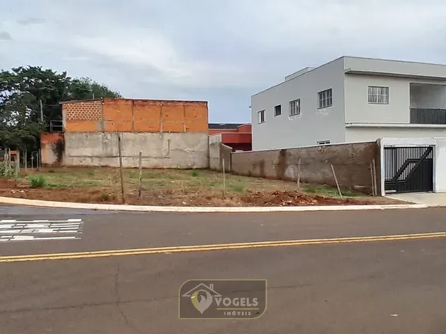 Terreno com 381m², à venda, no bairro Residencial dos Imigrantes em Holambra