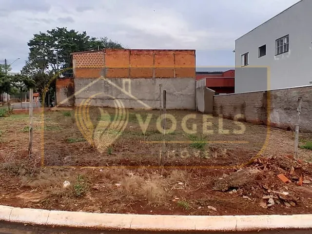 Terreno com 381m², à venda, no bairro Residencial dos Imigrantes em Holambra
