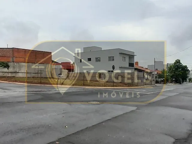 Terreno com 381m², à venda, no bairro Residencial dos Imigrantes em Holambra