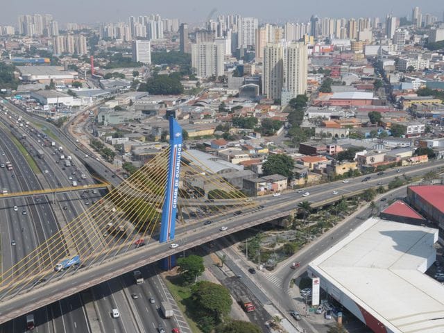 Terreno com 400m², à venda, no bairro Cidade Soberana em Guarulhos