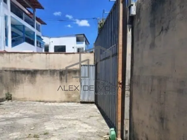 Terreno com 340m², à venda, no bairro Santa Tereza em Vitória