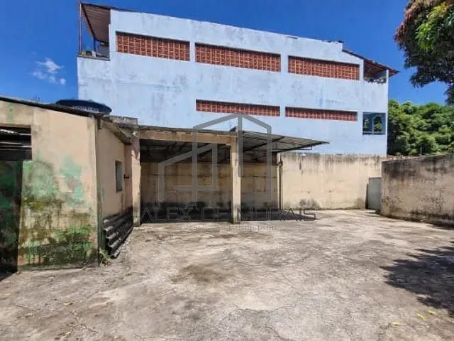 Terreno com 340m², à venda, no bairro Santa Tereza em Vitória