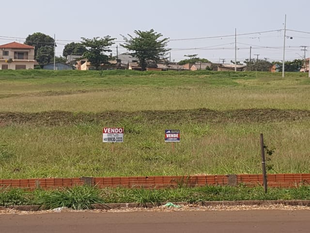 Terreno com 285m², à venda, no bairro Centro em Ibiporã