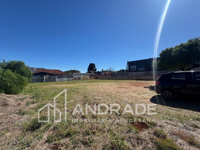 Terreno com 1285m², à venda, no bairro Centro em Apucarana