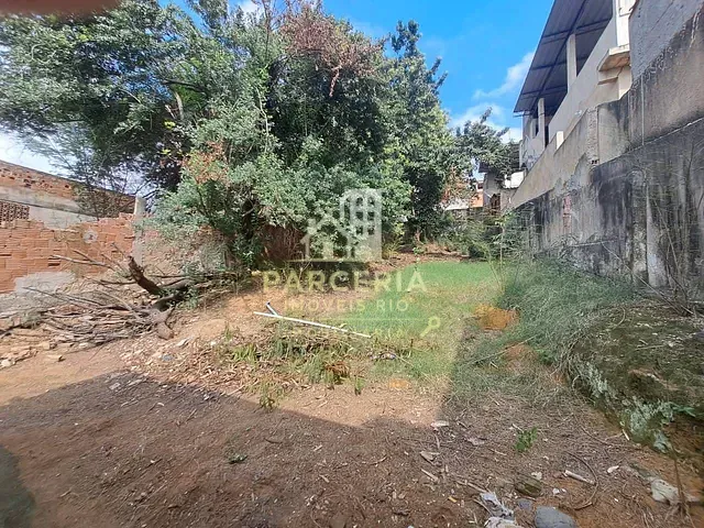 Terreno com 570m², à venda, no bairro Centro em São João de Meriti