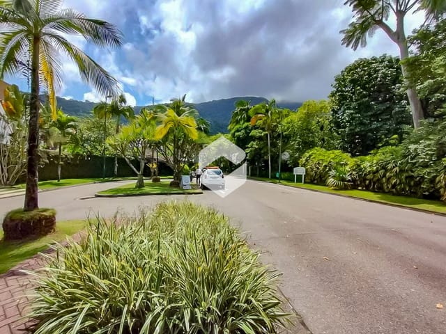 Terreno com 1081m², à venda, no bairro Barra da Tijuca em Rio de Janeiro