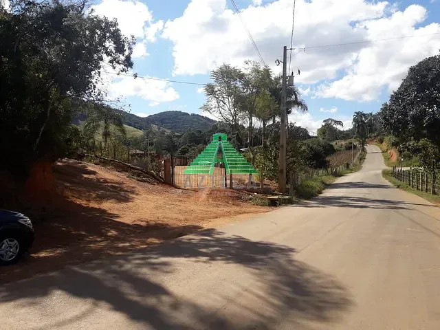 Terreno com 980m², à venda, no bairro Bairro dos Pereiras em Toledo