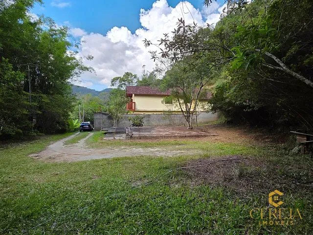 Terreno com 4240m², à venda, no bairro Mury em Nova Friburgo