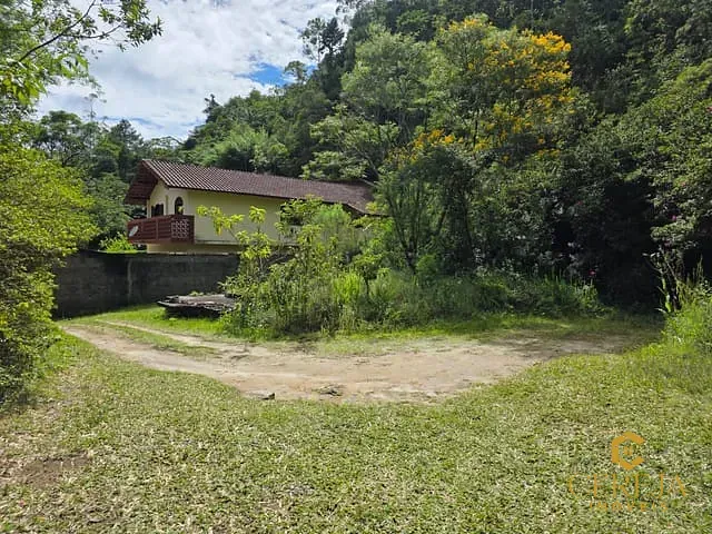 Terreno com 4240m², à venda, no bairro Mury em Nova Friburgo