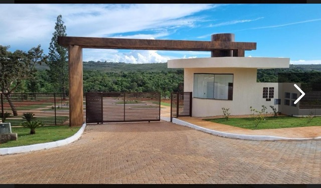 Terreno com 2500m², à venda, no bairro Park Way em Brasília