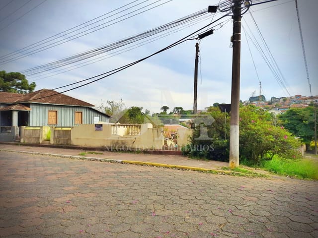 Terreno com 360m², à venda, no bairro Vila Fonseca em Jaguariaíva