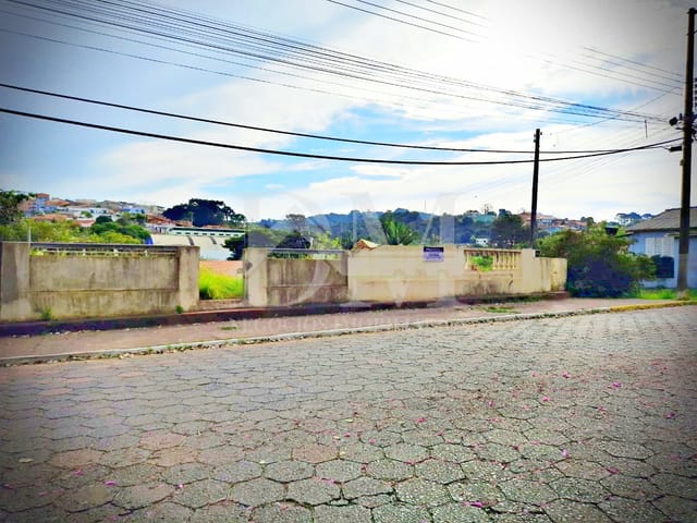 Terreno com 360m², à venda, no bairro Vila Fonseca em Jaguariaíva