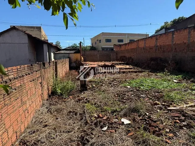 Terreno com 600m², à venda, no bairro Vila Militar em Uberaba