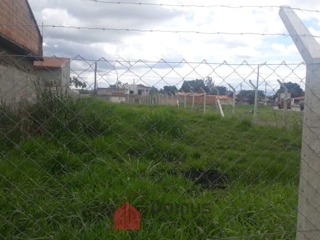 Terreno com 300m², à venda, no bairro Jardim Regina em Pindamonhangaba