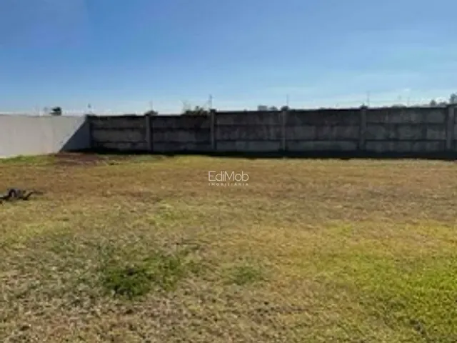 Terreno com 200m², à venda, no bairro Cancelli em Cascavel