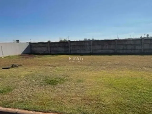 Terreno com 200m², à venda, no bairro Cancelli em Cascavel