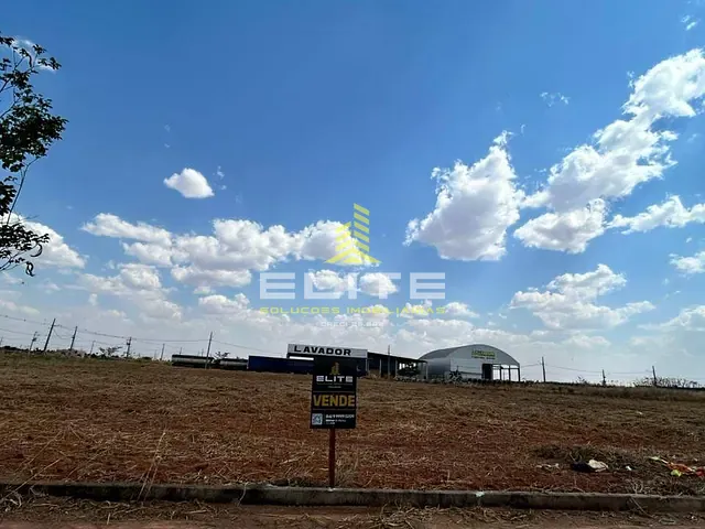 Terreno com 1014m², à venda, no bairro Master Ville em Sorriso